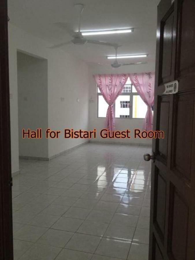 Bistari Homestay Parit Raja Uthm Esterno foto